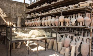 Jedinečný Řím a Vatikán s výletem do Pompejí a Neapole _dvoulůžkový pokoj bez pristylky