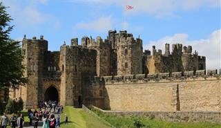 Alnwick Castle.jpg