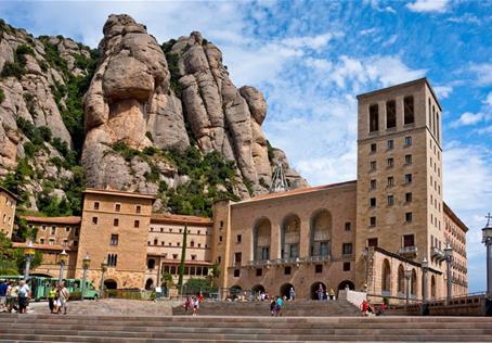 Slunná Barcelona s výletem ke klášteru Montserrat 
