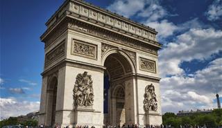 arc-de-triomphe-5432392_1920.jpg
