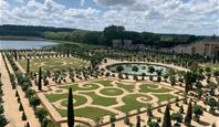 Rozkvetlá Paříž a královské Versailles