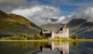 Kilchurn_Castle.jpg