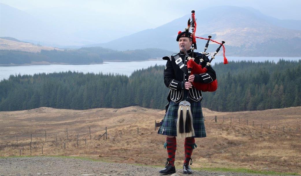 Edinburgh a Military Tattoo: Největší show dudáků a bubeníků na světě